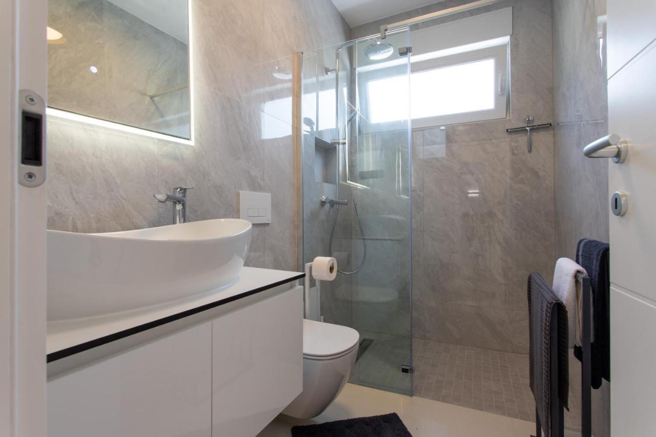 Luxury Apartment Magdalena Трогир Екстериор снимка